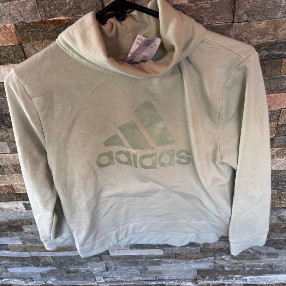 Adidas sweater